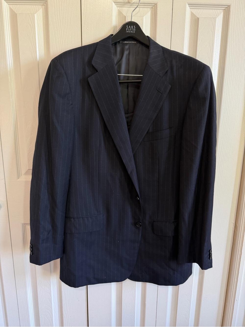 Ermenegildo Zegna Navy Pinstripe Suit 46/40